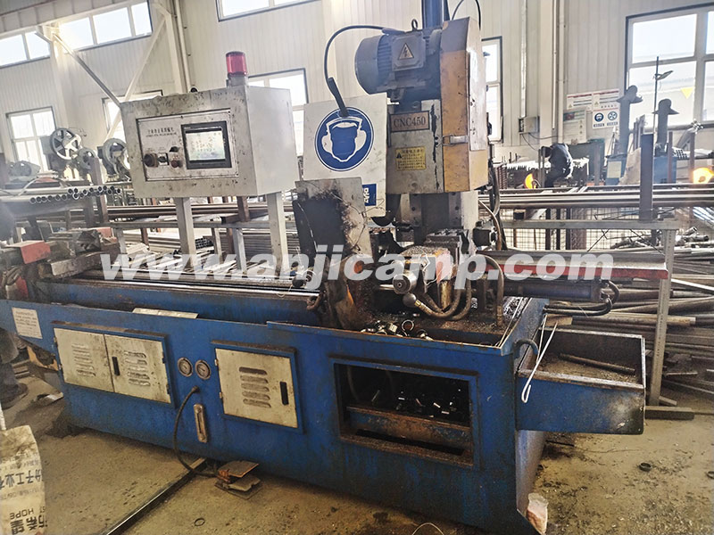 全自動金屬圓鋸機